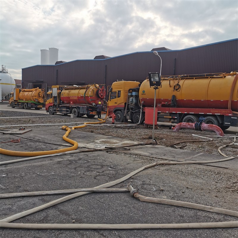 宁津污水池清理